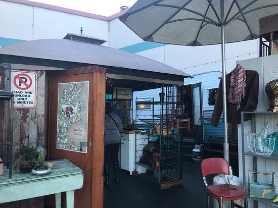 Georgetown Trailer Park Mall